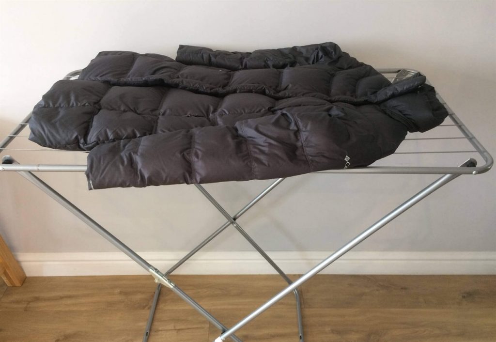 Як сушити пуховик