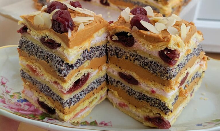 Торт “Зимова вишня”