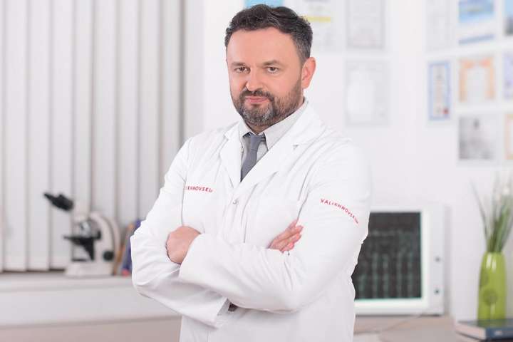 хірург Ростислав Валіхновський