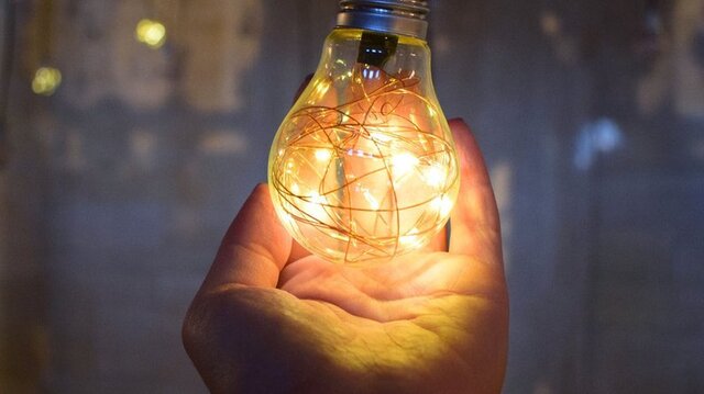 Коли немає світла - є світло в тобі