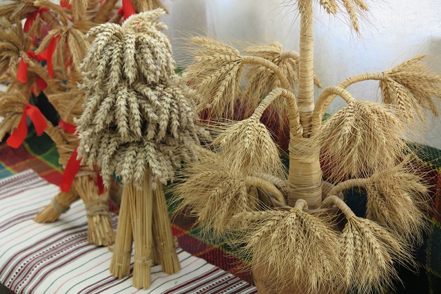 У наші часи в дідухові нерідко вбачають триєдиність світу в язичницькому сприйнятті.