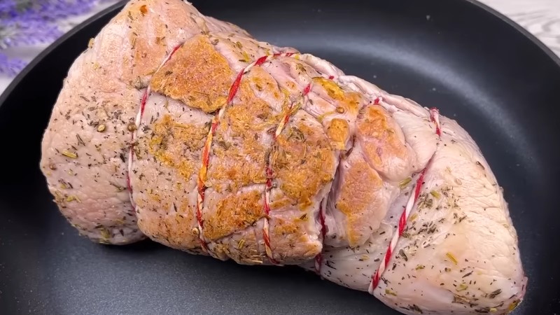 М'ясо печене в духовці