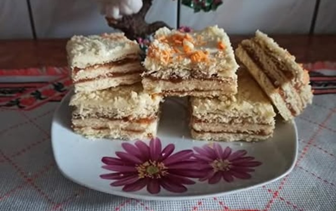 яблучний пляцок