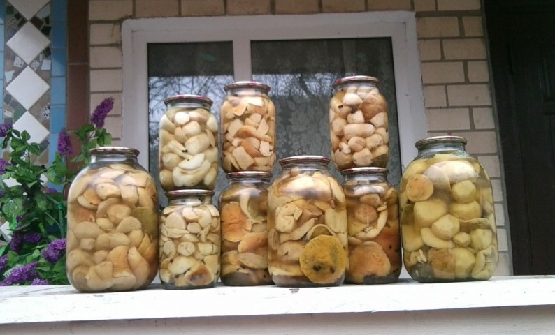 мариновані гриби